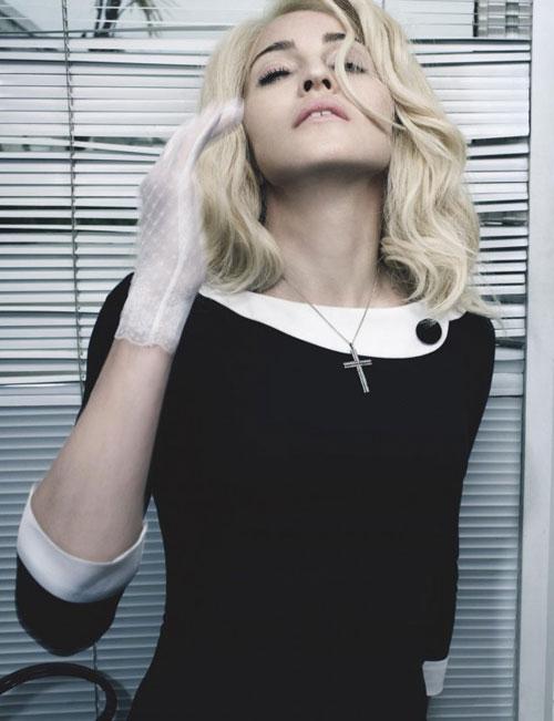 Мадонна устроила провокацию «с младенцем»