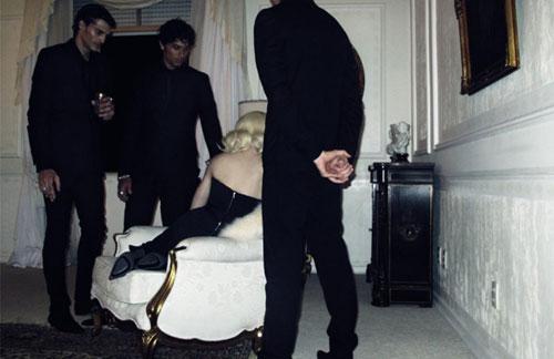 Мадонна устроила провокацию «с младенцем»