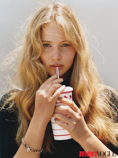 Молодой Голливуд наступает на пятки пенсионерам в Teen Vogue