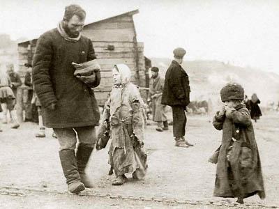 Россия во мгле: 1921-1923 годы глазами западных фотокорров