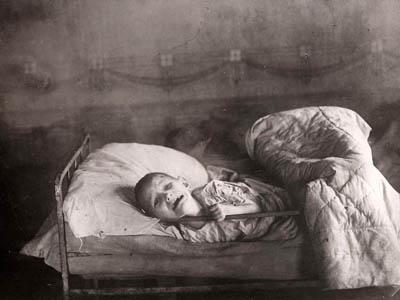 Россия во мгле: 1921-1923 годы глазами западных фотокорров