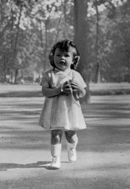 Редкие фотографии всемирно известных звезд