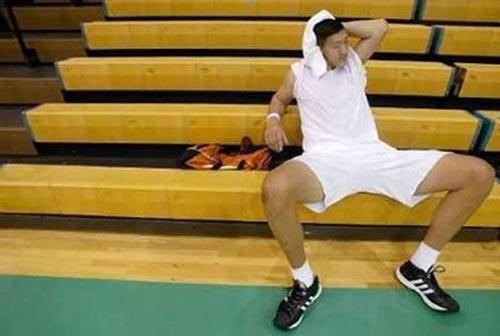 Самый высокий баскетболист мира