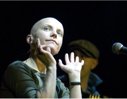 Звезды, которые сумели победить рак