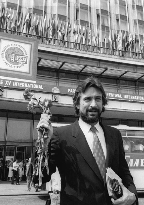 Редкие фото зарубежных знаменитостей в России