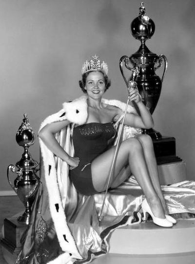 Как выглядят бывшие королевы красоты США: тогда и сейчас