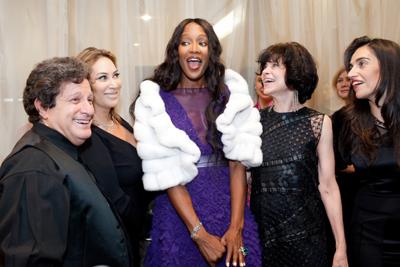 Лысеющая Наоми Кэмпбелл: конфуз за конфузом