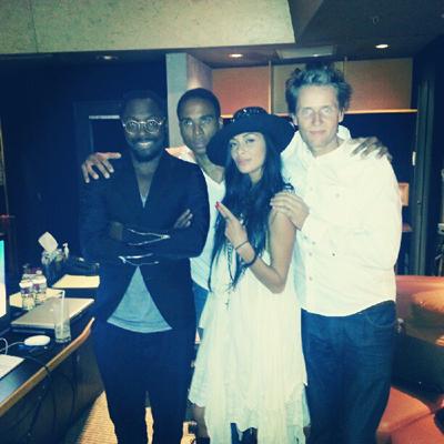 Последние фотографии звезд из Твиттеров