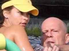 Брюса Уиллиса застукали с девушкой Тамарой