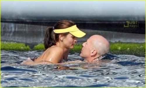 Брюса Уиллиса застукали с девушкой Тамарой