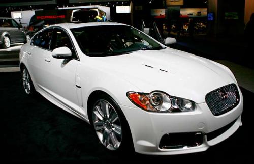 Скромное обаяние нью-йоркского автосалона