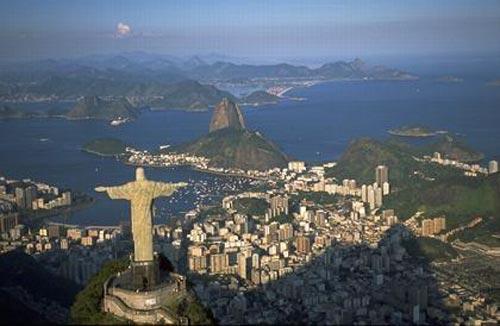 Бразильской статуе Христа – 75 лет !