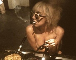 Редкие фотографии всемирно известных звезд. Часть 27