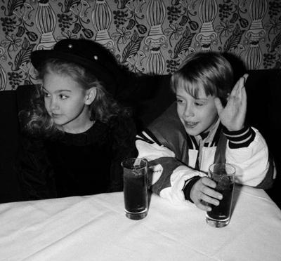 Редкие фотографии всемирно известных звезд. Часть 27