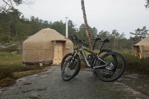 Отель-юрта и отель-вулкан — для желающих слиться с природой