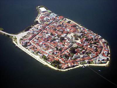 Самые известные островные города мира