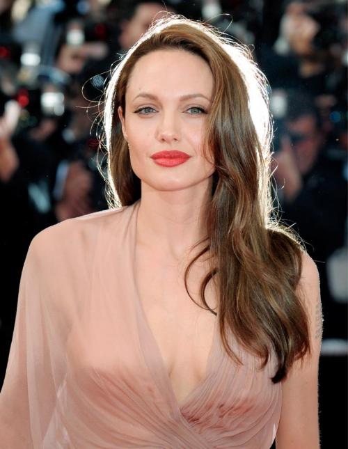 Самые сексуальные девушки летних кинопремьер