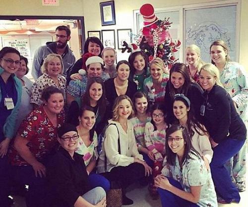 Как голливудские звезды отметили Рождество