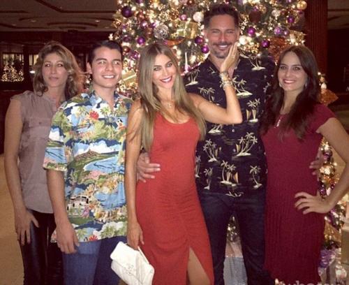 Как голливудские звезды отметили Рождество