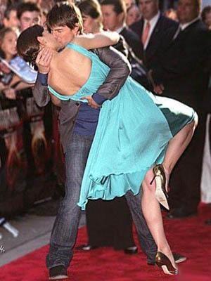 Самые скандальные поцелуи знаменитостей