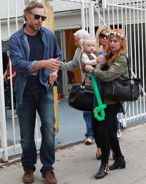 Скандальные браки звезд, которые рушатся на глазах