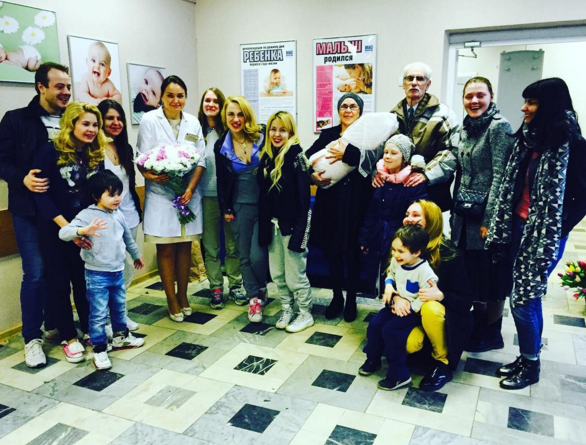 Скандальные браки звезд, которые рушатся на глазах