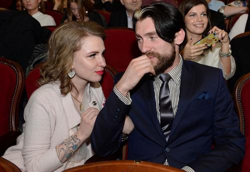 Скандальные браки звезд, которые рушатся на глазах