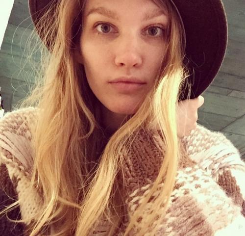 Звезды, которые не побоялись показать себя без макияжа