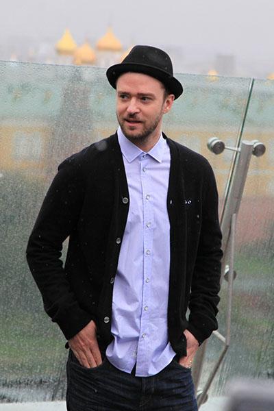 Джастин Тимберлейк попал в Москве под дождь