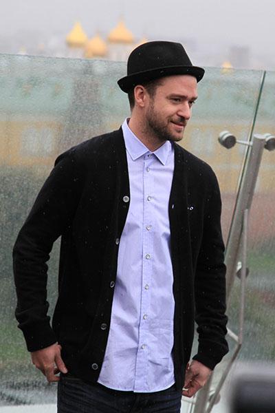 Джастин Тимберлейк попал в Москве под дождь