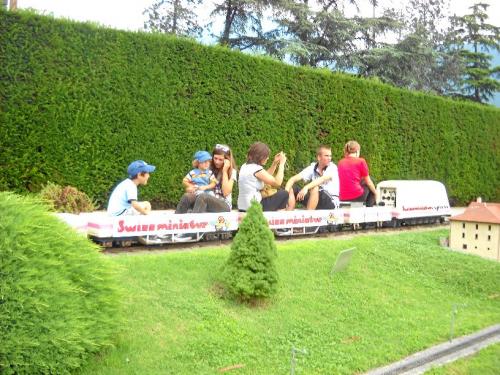 Швейцарию построили в миниатюре