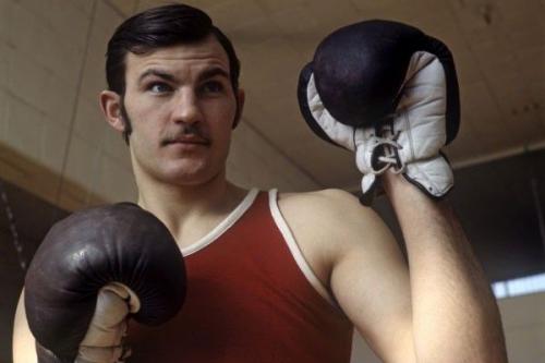 Знаменитые спортсмены, чья блистательная карьера завершилась трагически