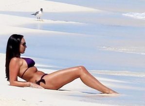 Звезды досрочно открыли купальный сезон. Часть 2