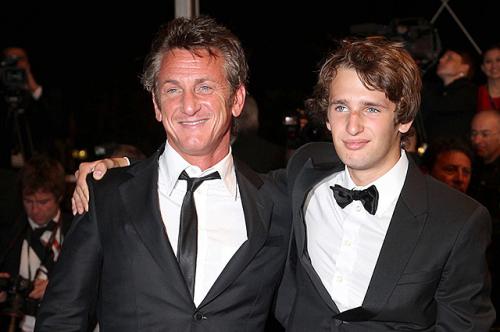 Звездные дети, которые растут копиями своих родителей