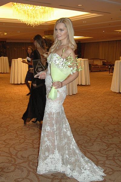 Аллу Пугачеву наградили за любовь к детям. Заочно