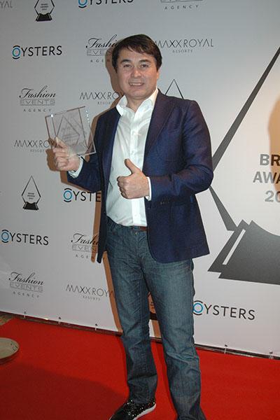 Аллу Пугачеву наградили за любовь к детям. Заочно