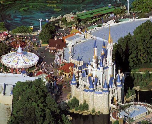 Самые выдающиеся аттракционы мира