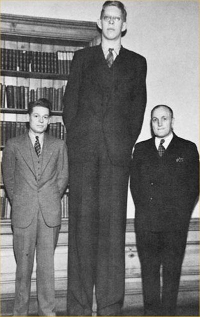 Самый высокий человек в мире прожил 22 года