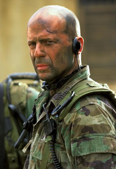 Топ-10 актеров-спасателей