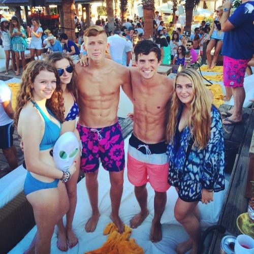 20 самых горячих дочек миллиардеров