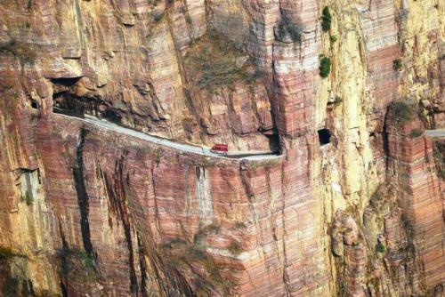 Самые опаснейшие дороги в мире