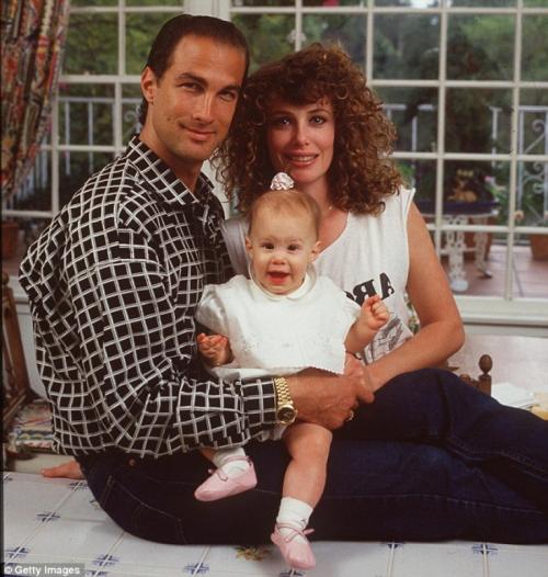 Знаменитости, изменившие женам с нянями