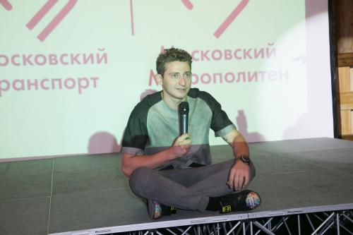 Коля Серга шокировал пассажиров московского метро