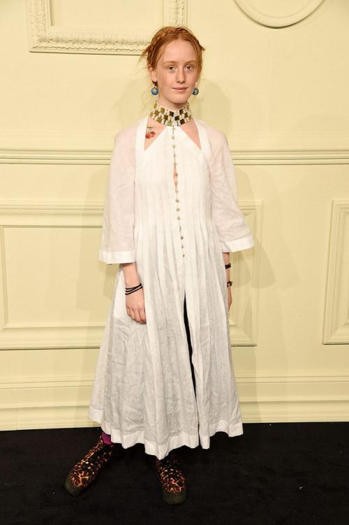 Самые нелепые и безвкусные наряды звезд за последнее время