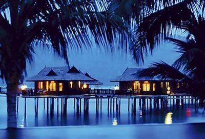 ТОП-5 лучших бунгало над водой