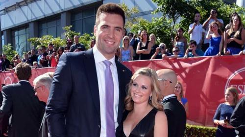 Высокорослые спортсмены, которые выбрали в жены сексуальных коротышек