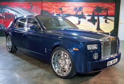 Автопарк знаменитостей: какие машины любят звезды