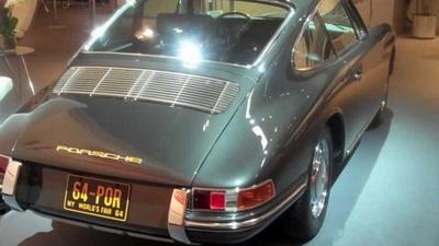 Автопарк знаменитостей: какие машины любят звезды