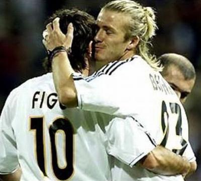 Знаменитые футболисты мира: а может это любовь?..