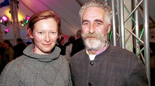 Звезды, которым неказистая внешность не помешала стать знаменитыми